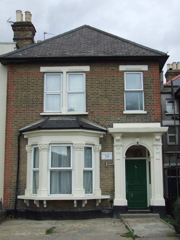 Cedars House Hotel Croydon Exterior foto